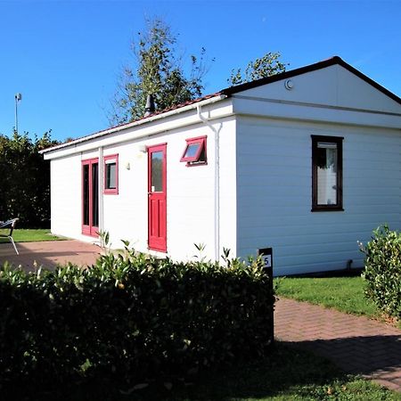 Hofgalow Chalet Op Camping "De Stal" Drijber Dış mekan fotoğraf